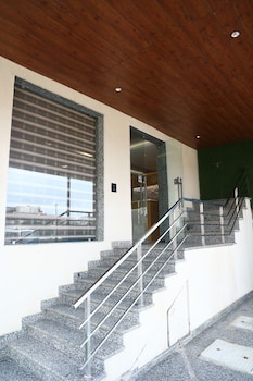 hotel sar kamla dham