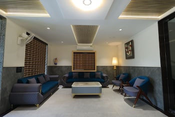 hotel sar kamla dham