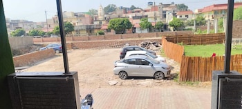 hotel sar kamla dham