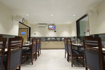 hotel sar kamla dham