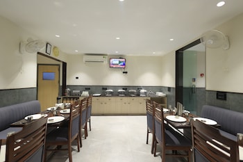 hotel sar kamla dham