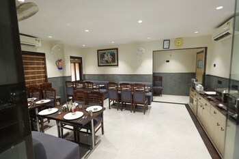 hotel sar kamla dham