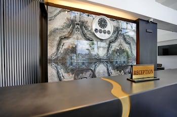 shelton airport otel