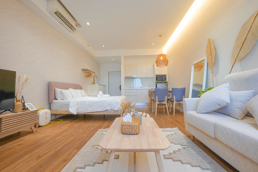 chambers pwtc by unimax