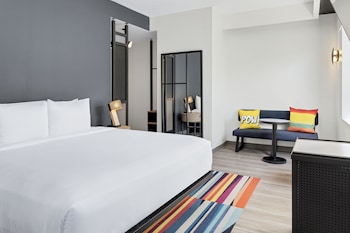 aloft santo domingo piantini