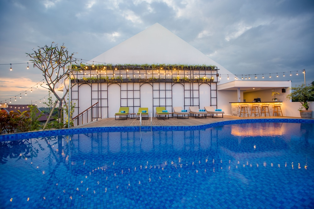 rv hotel kutus kutus