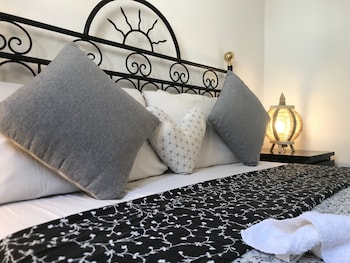 riad iklil