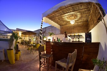 riad iklil