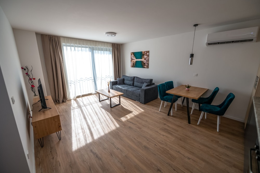 mm residence mostar
