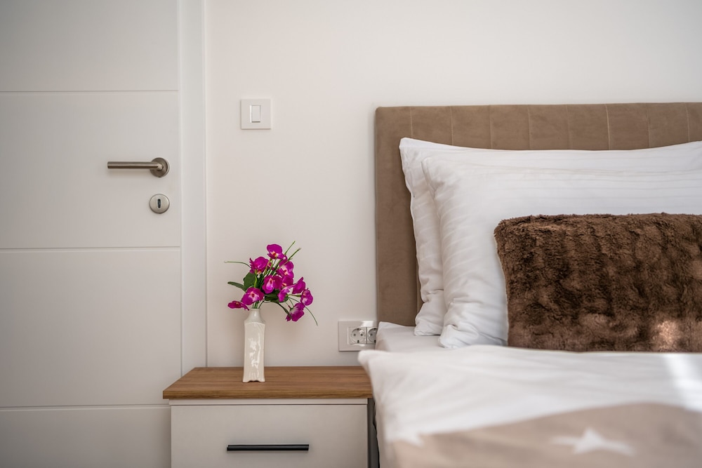 mm residence mostar