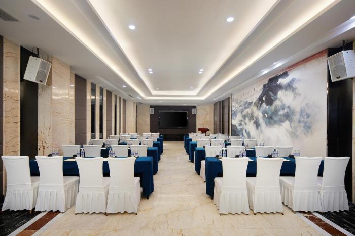 crowne plaza dujiangyan an ihg hotel