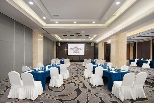 crowne plaza dujiangyan an ihg hotel