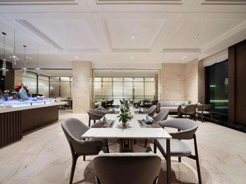 crowne plaza dujiangyan an ihg hotel