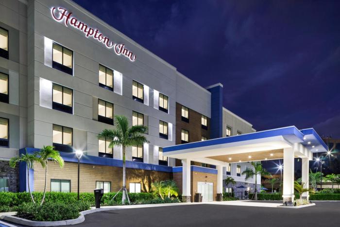 hampton inn fort myers downtown