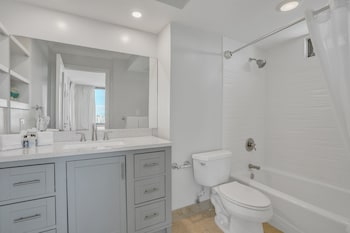 tower 1 suite 3514 kp 1 bedroom condo by redawning