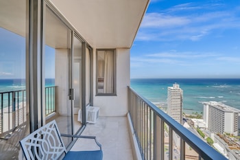 tower 1 suite 3514 kp 1 bedroom condo by redawning