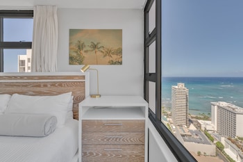 tower 1 suite 3514 kp 1 bedroom condo by redawning