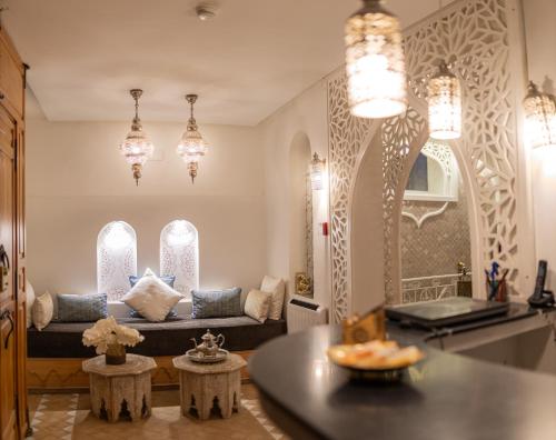 riad nila
