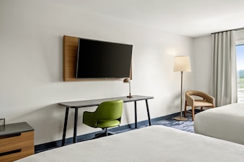 fairfield inn and suites by marriott baraboo