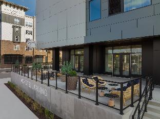 ac hotel lansing university area