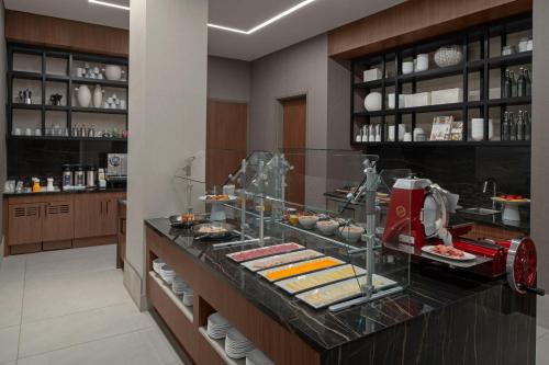 ac hotel lansing university area