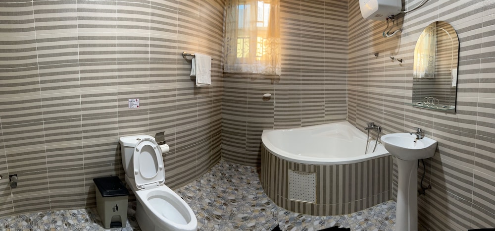 riverbreeze hotel