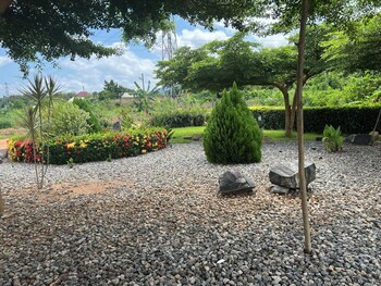 riverbreeze hotel