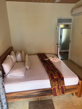 riverbreeze hotel