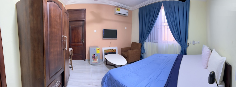 riverbreeze hotel