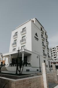 seaside hotel