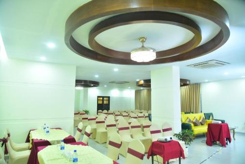 hotel crystal rose sylhet