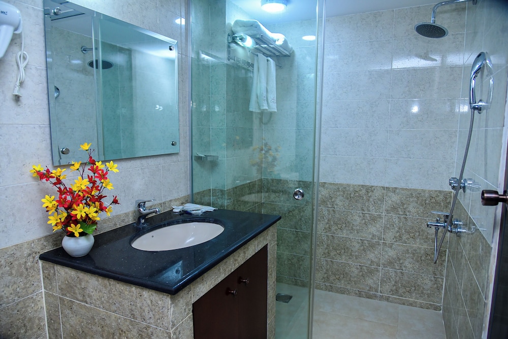 hotel crystal rose sylhet
