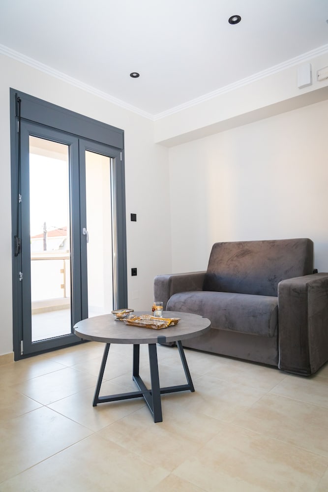 rafkon luxury apartments myrina