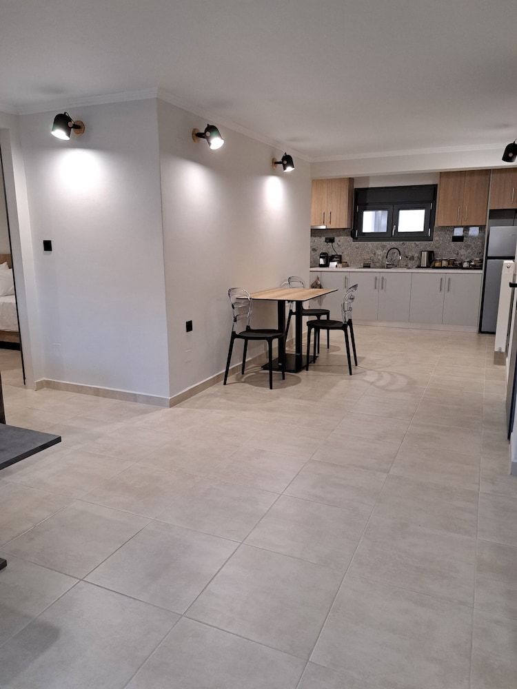rafkon luxury apartments myrina