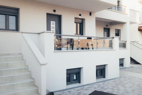 rafkon luxury apartments myrina