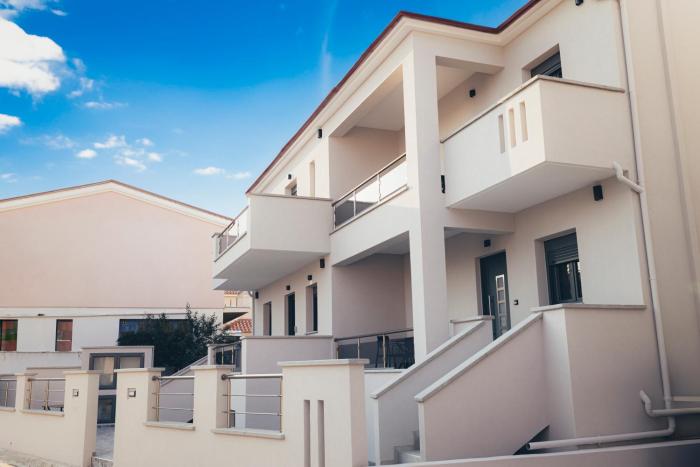 rafkon luxury apartments myrina