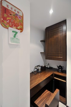 mingle place by the park