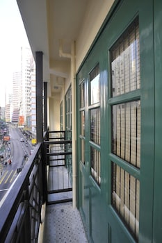 mingle place by the park