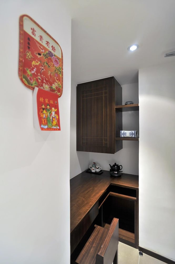 mingle place by the park