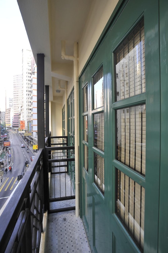 mingle place by the park