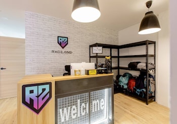 Radzone Hostel,Orchard>>Downtown Singapore,2 star