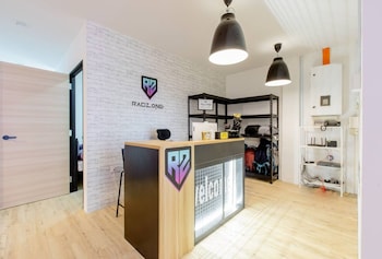 Radzone Hostel,Orchard>>Downtown Singapore,2 star