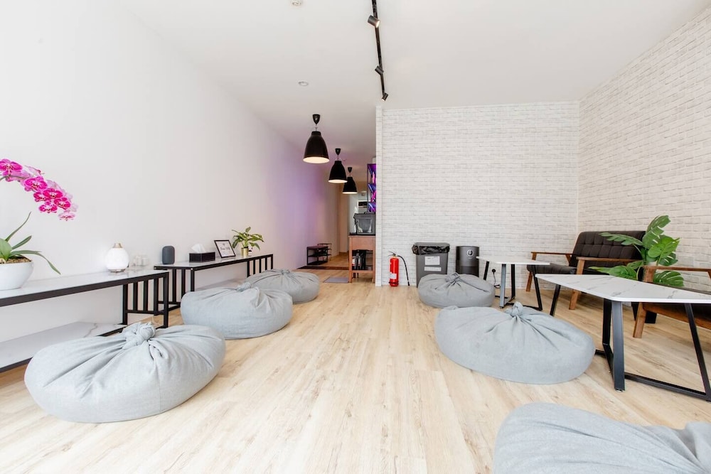 radzone hostel