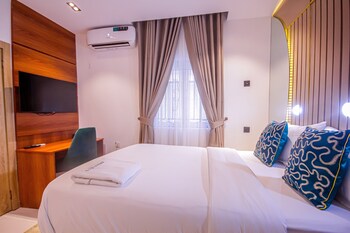 greyfield apartments