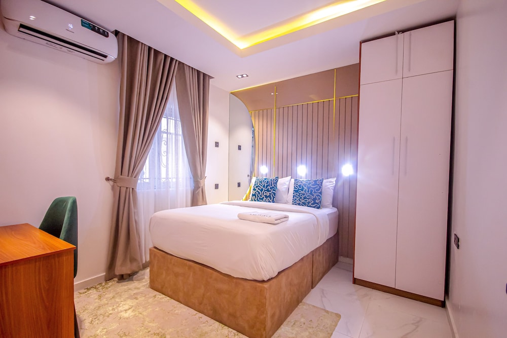 greyfield apartments