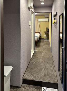 miro kyoto nijo hotel