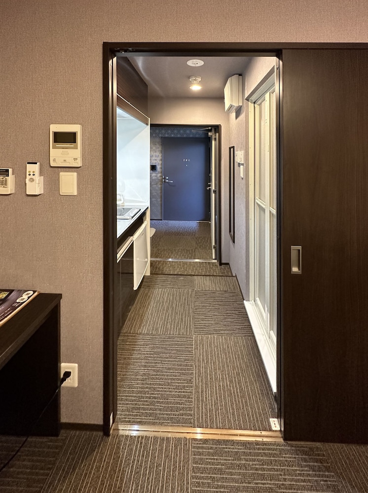 miro kyoto nijo hotel