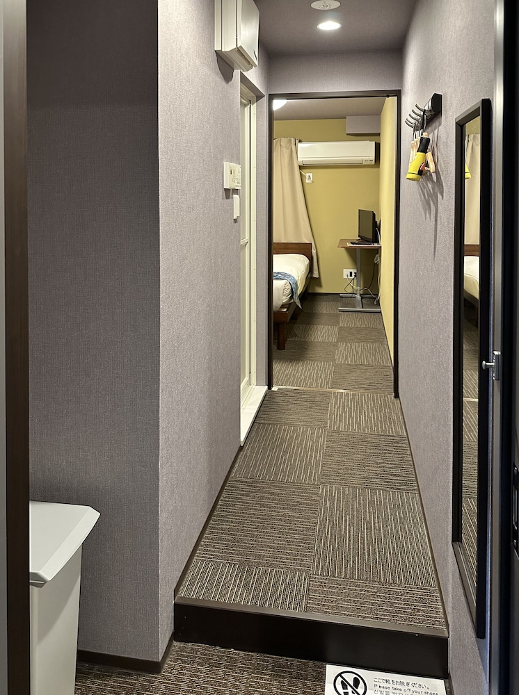 miro kyoto nijo hotel