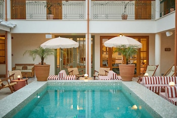 the agora hotel adults only