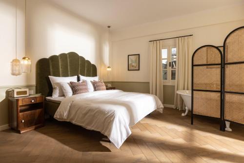 the agora hotel adults only